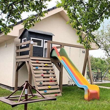 Villa Domcek V Zahrade à Liptovský Mikuláš Extérieur photo