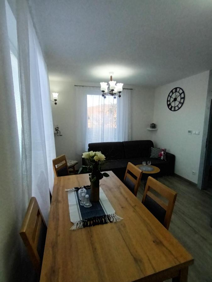 Villa Domcek V Zahrade à Liptovský Mikuláš Extérieur photo